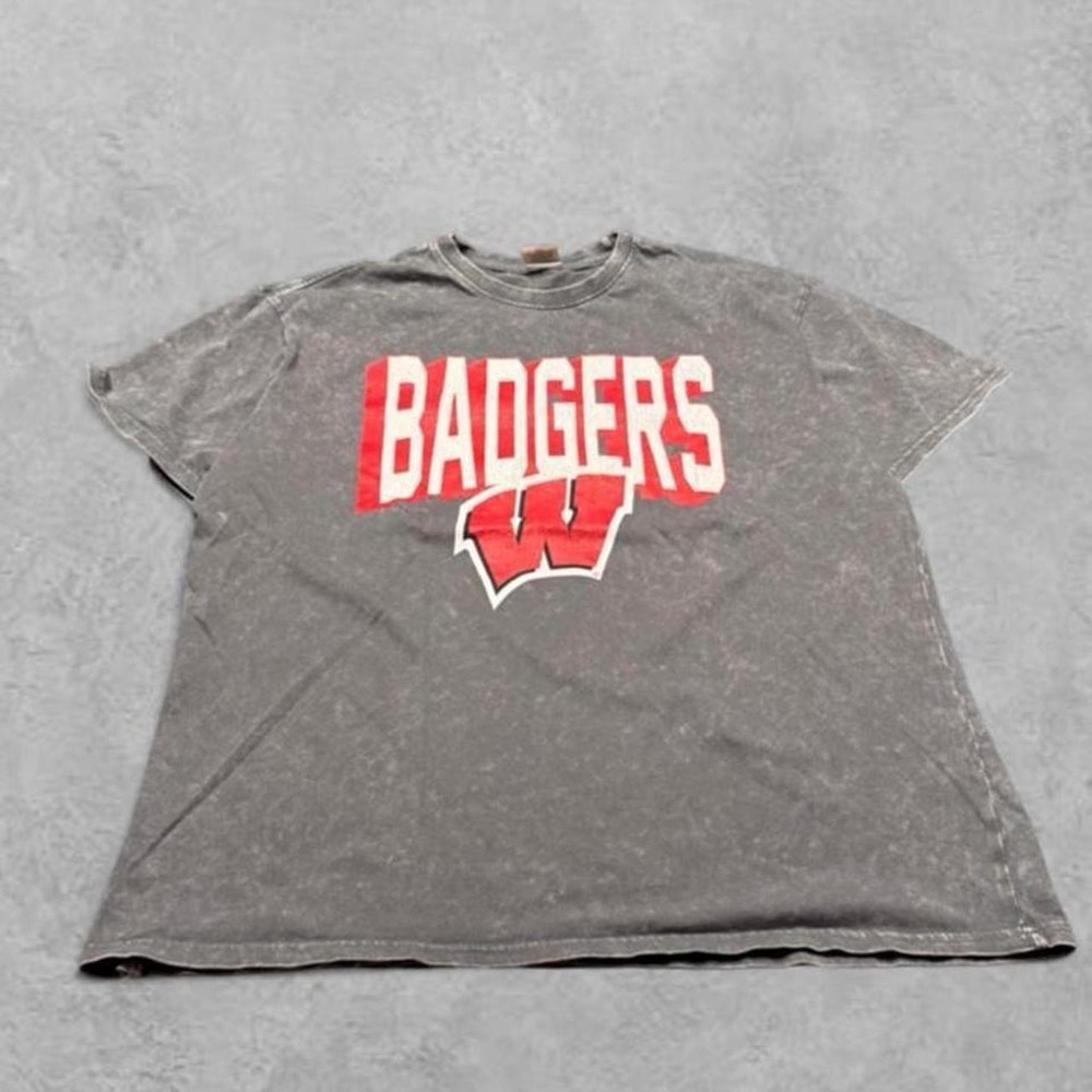 Vintage Wisconsin Badgers T-Shirt Mens Grey Acid Wash College Tee Size L